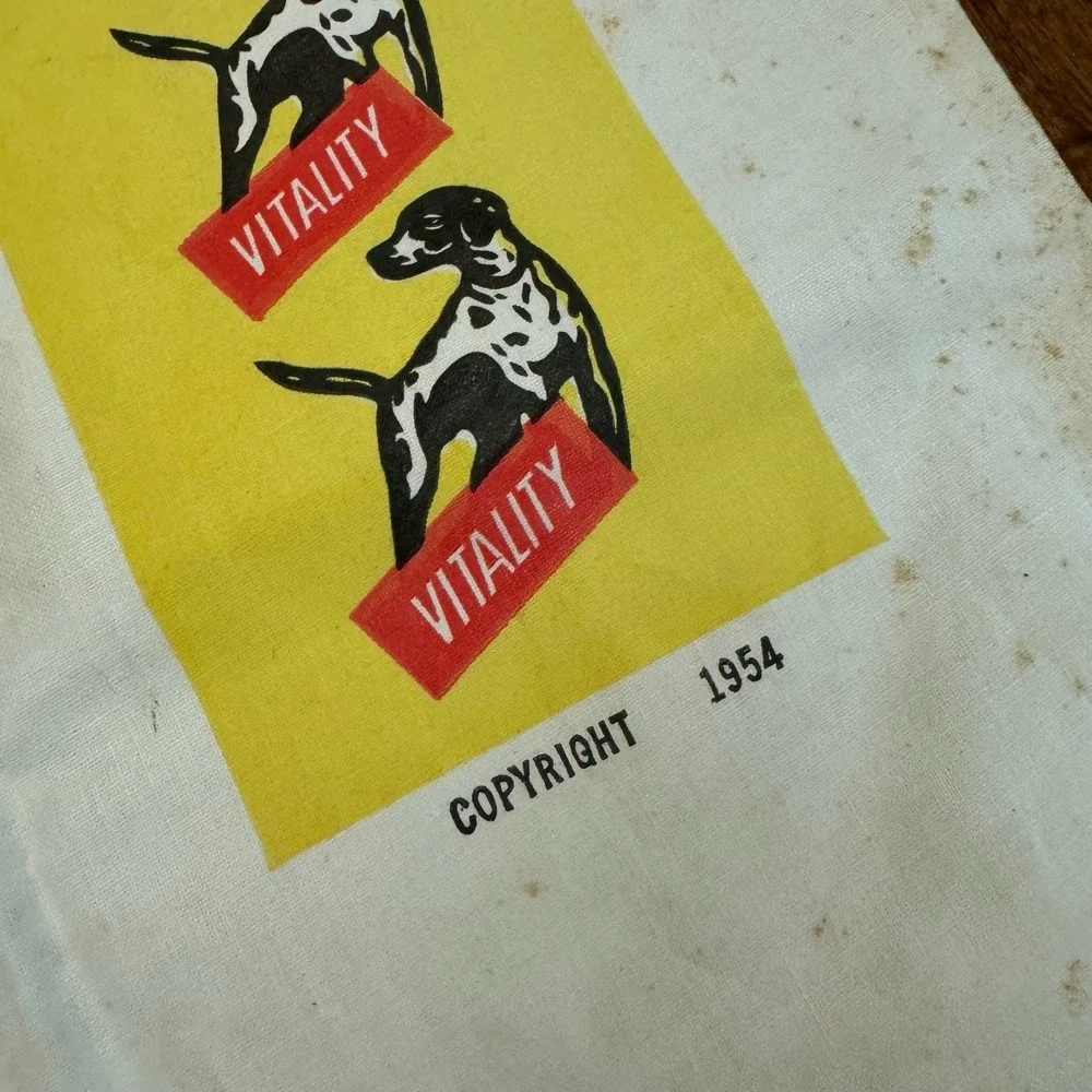 1950s Vitality Chicago Illinois 100 lbs Cattle feed bag canvas advertising decor